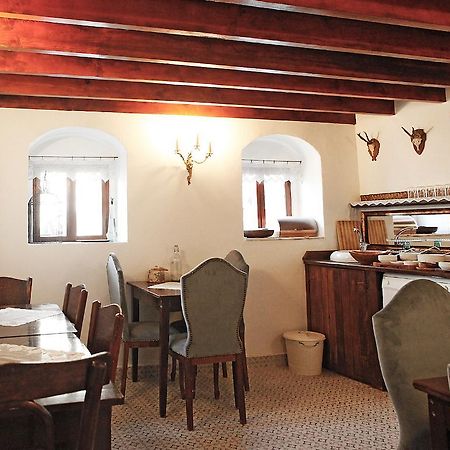 Marjolaine Hotel Айвалык Экстерьер фото