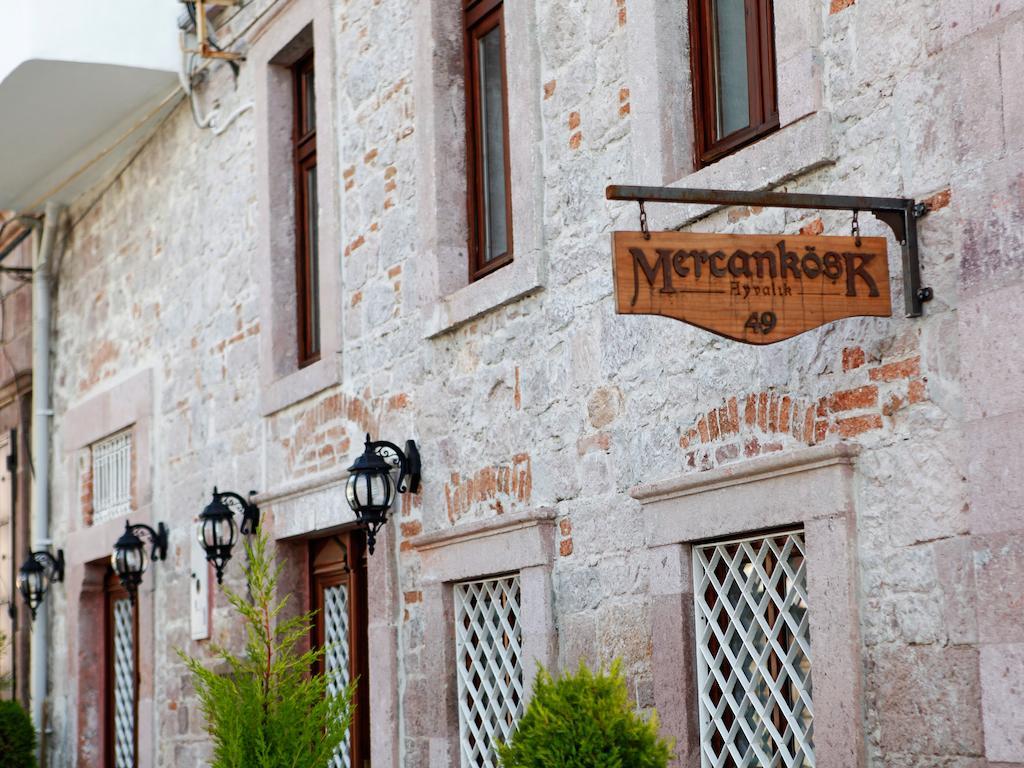 Marjolaine Hotel Айвалык Экстерьер фото